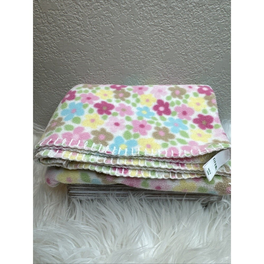 $30 🌙 Circo Floral Baby Blanket Pink Blue Yellow White leece Stitched Edge